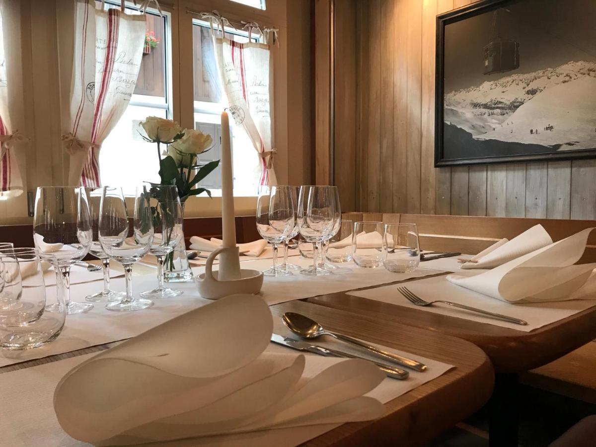 Gasthaus Tell Andermatt Kültér fotó
